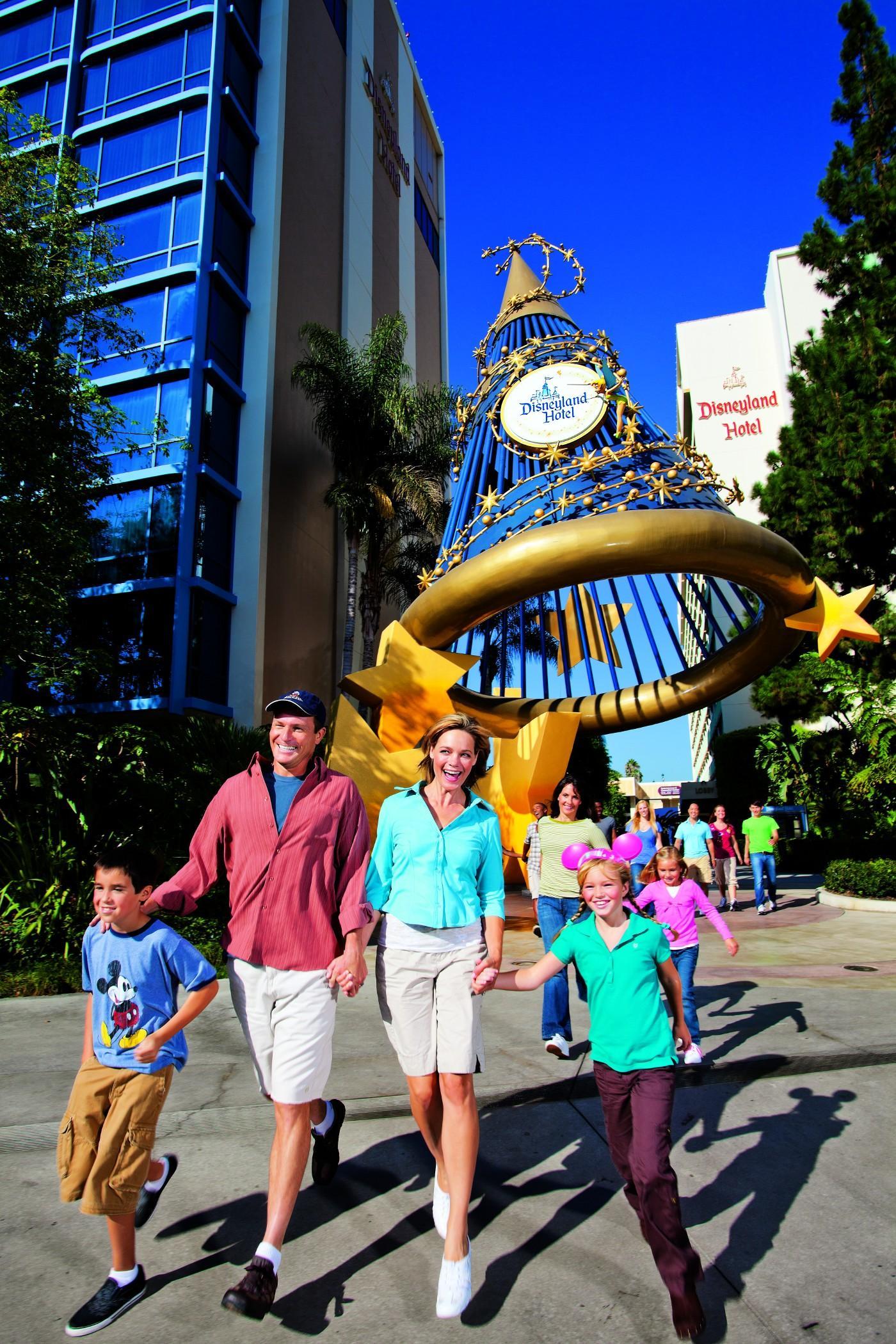 Disneyland Hotel Anaheim Exterior photo